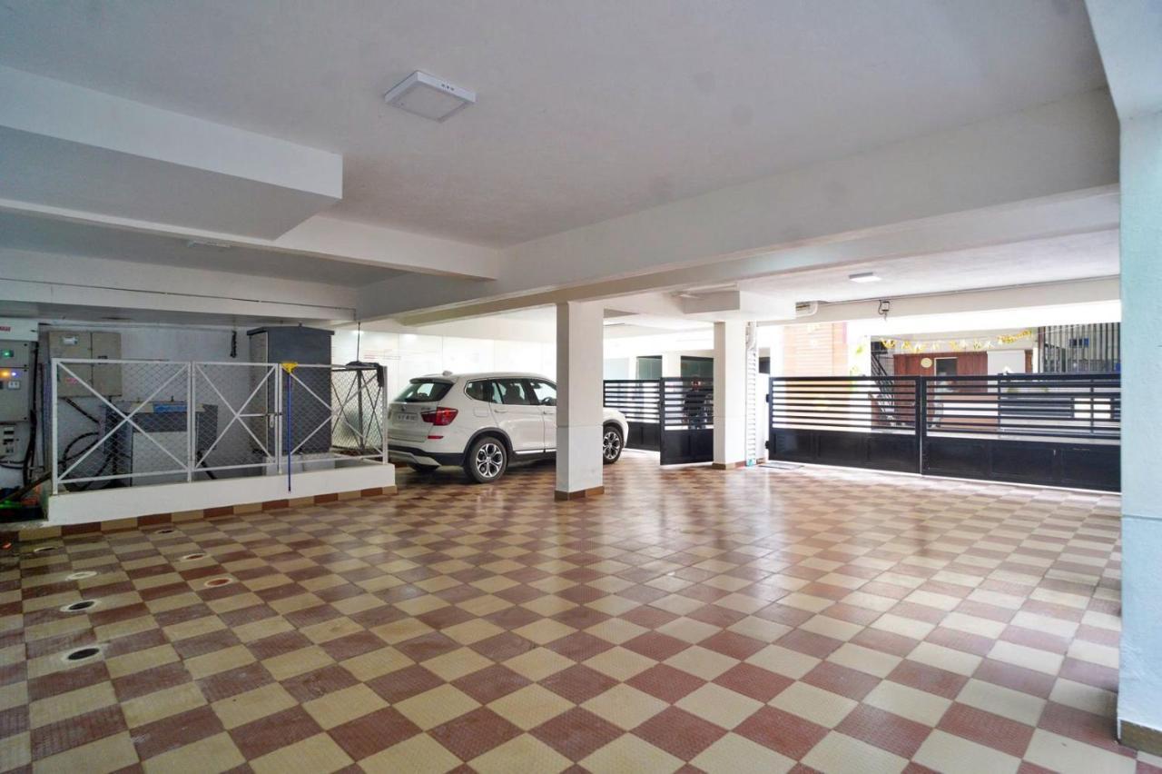 Hotel Sterling Inn Bangalore International Airport Yelahanka Extérieur photo